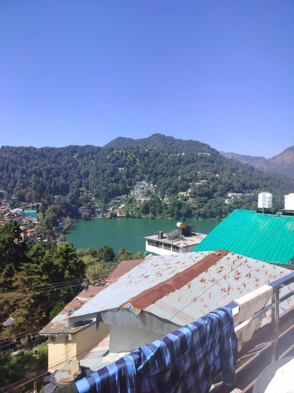 Hotel Surya Lake View Nainital Exteriör bild