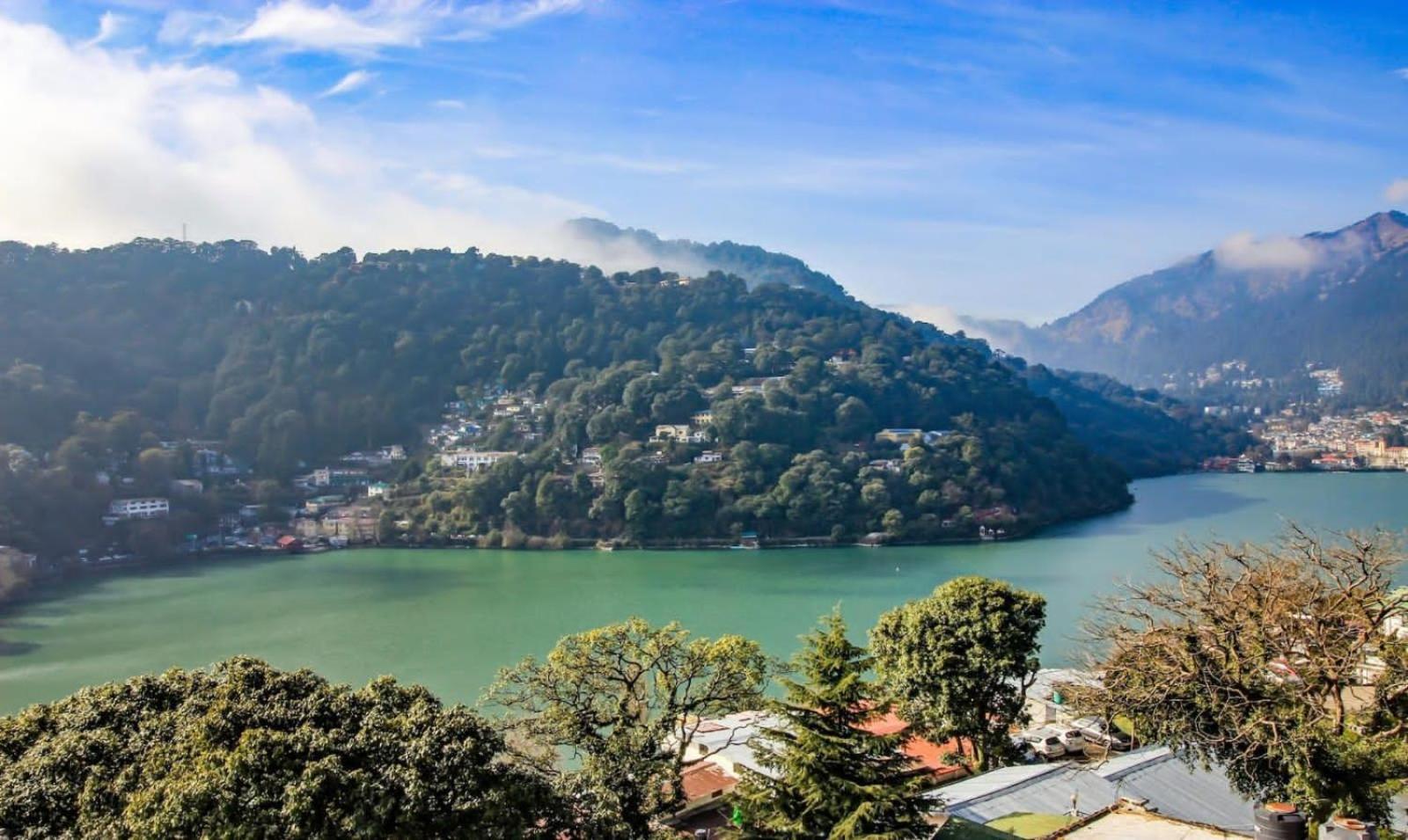 Hotel Surya Lake View Nainital Exteriör bild